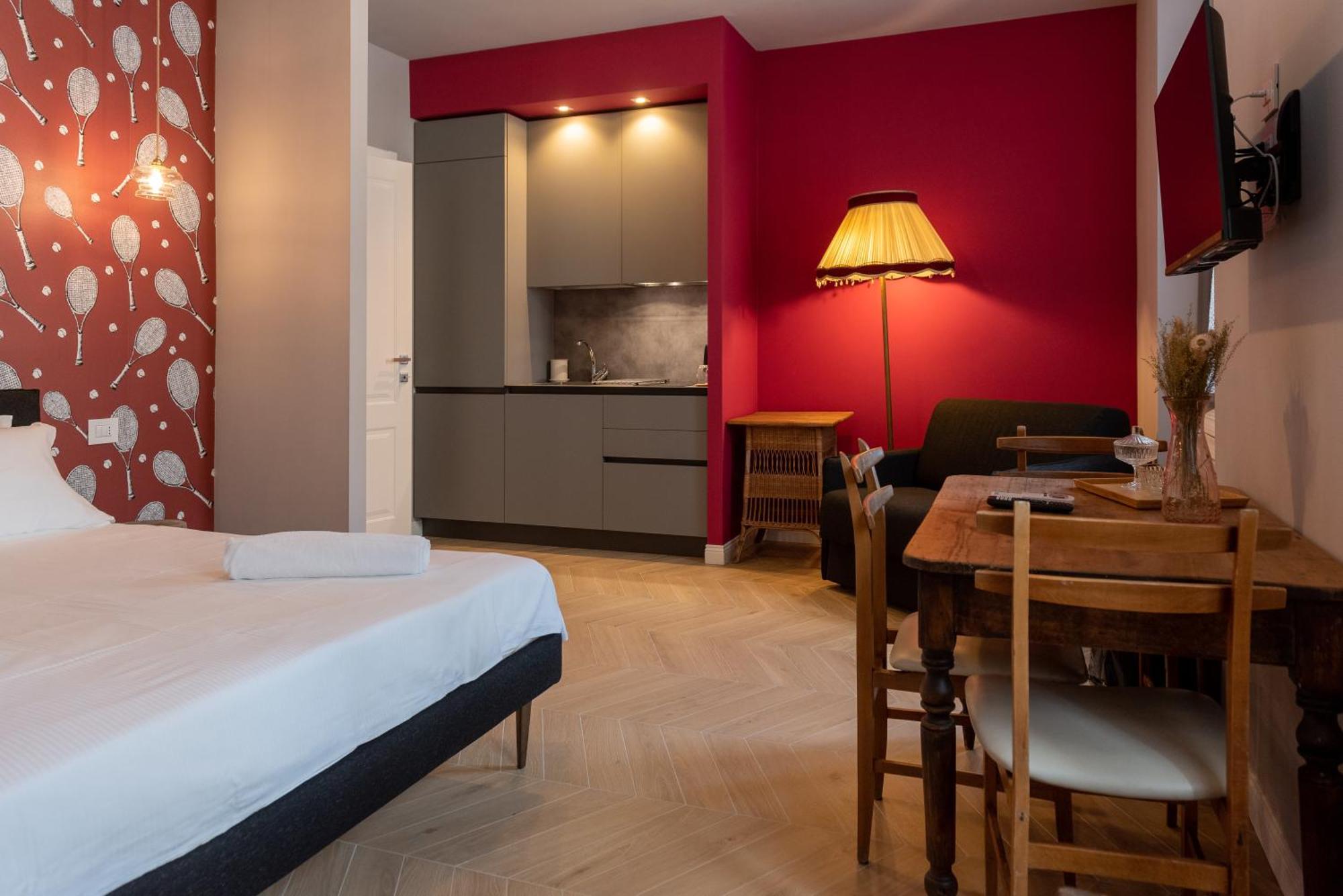 Regina Boutique Suites Trieste Exterior photo